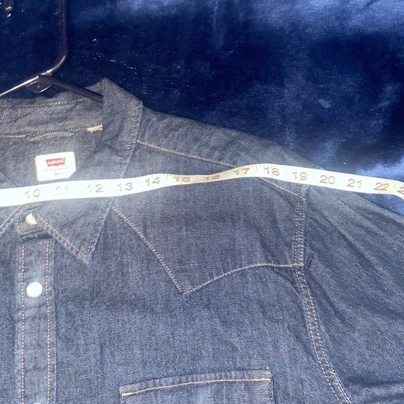Levi’s Denim Western Shirt - Picture 9 of 10